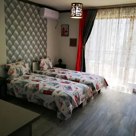 Studio Europe Apartment *